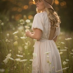 Forever21 Sundress Cream Size Small
